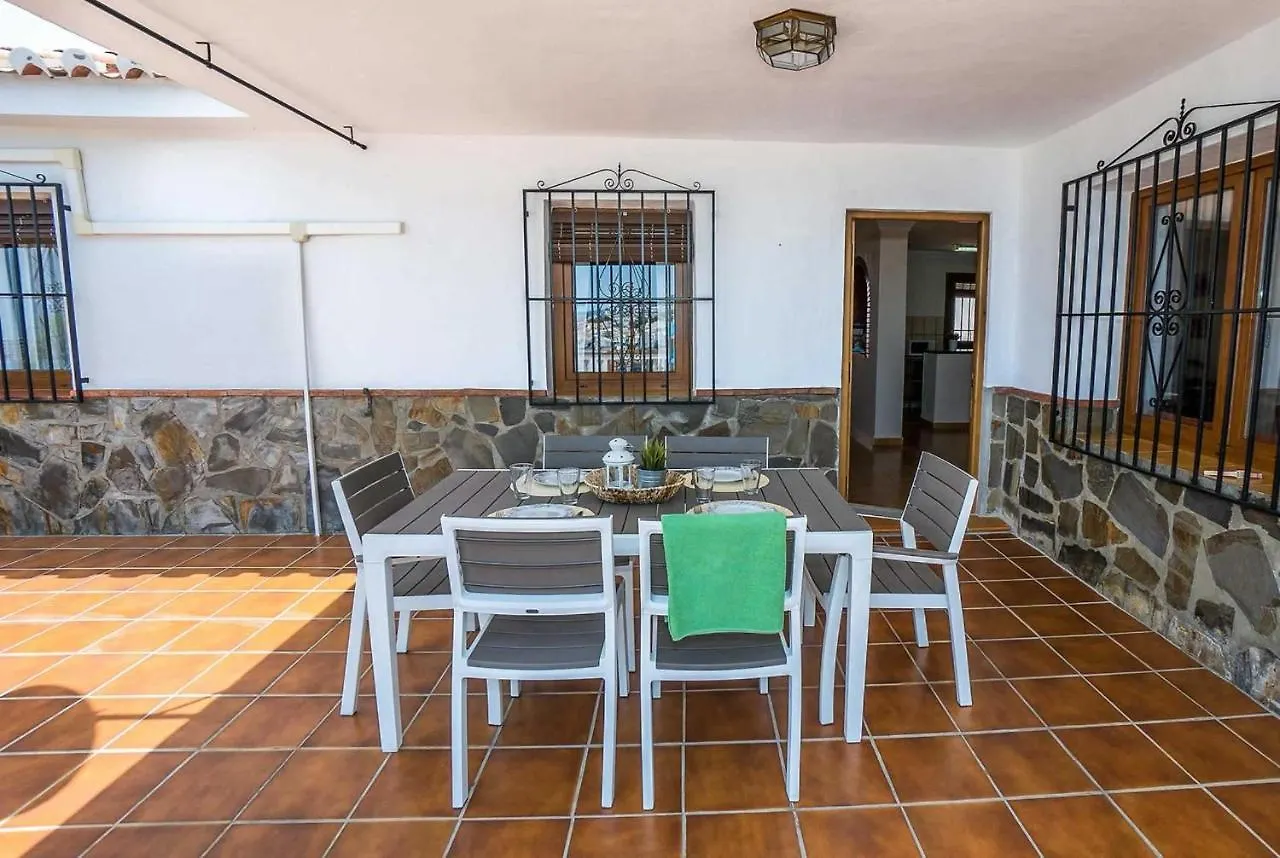 Las Minas Villa Nerja